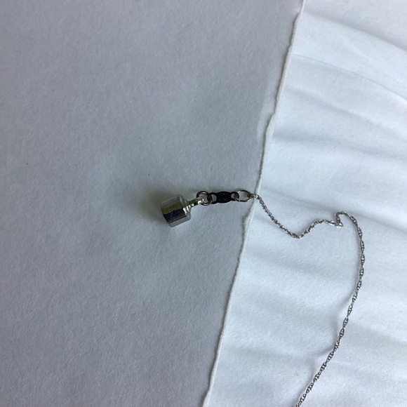 925 10K Silver Ribbon Infinity Heart Necklace Magnetic Closure - Picture 6 of 13